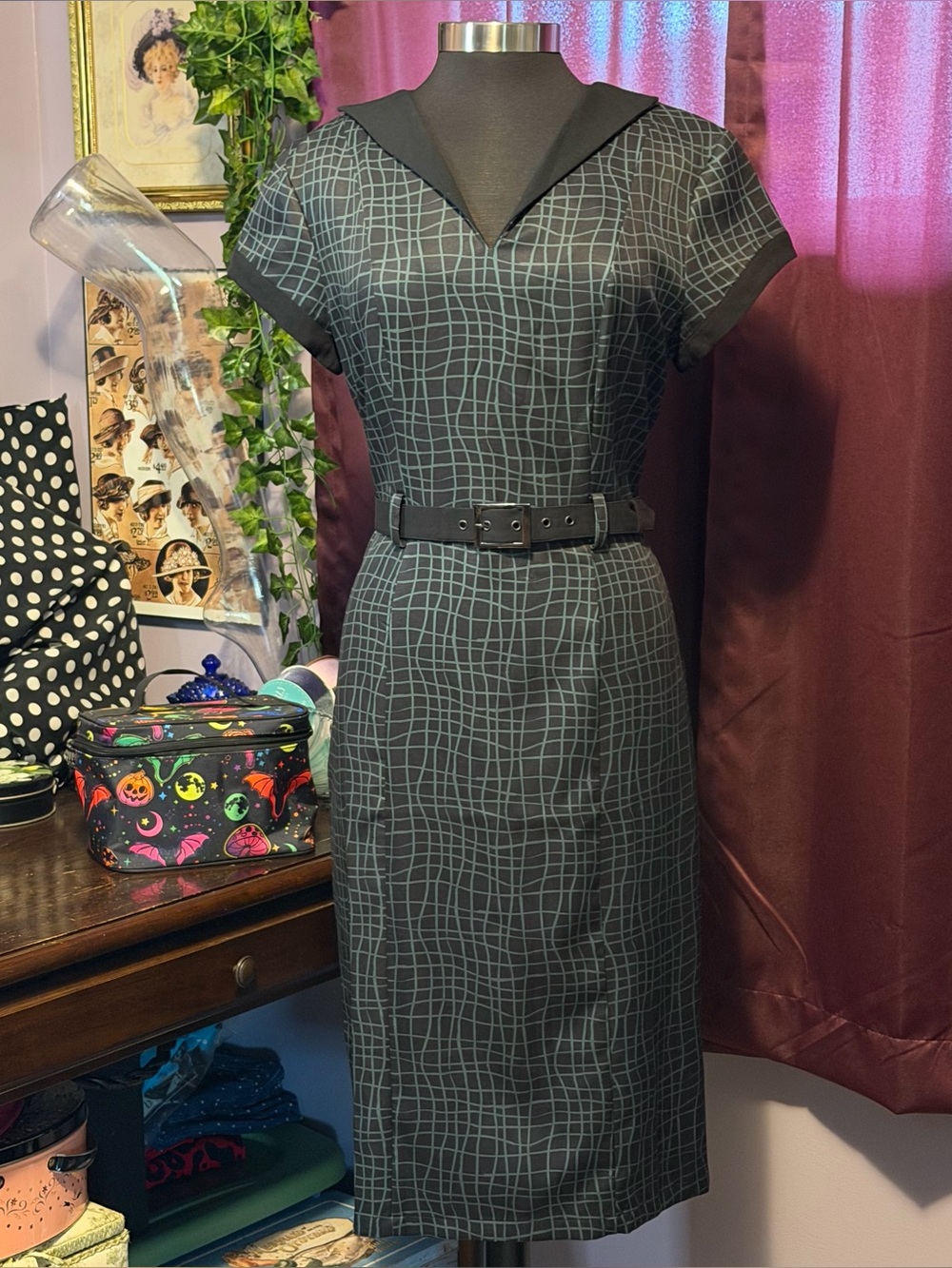 ChicStar Retro Pencil Wiggle Dress Wavy Plaid Black And Green